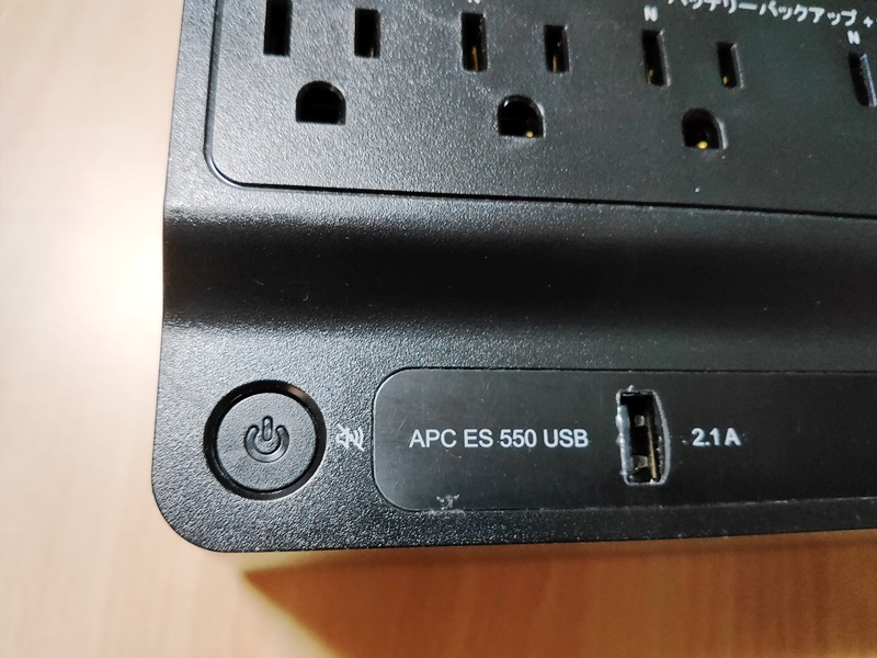 UPS　APC BE550M1-JP USB　電源スイッチ