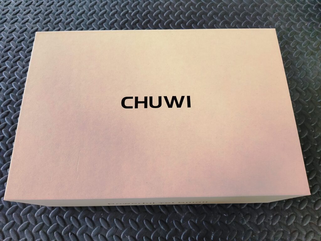 CHUWI CoreBox ミニPC Core i5-5257U　外箱
