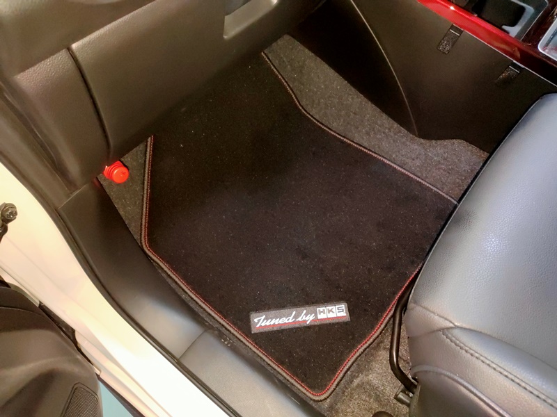 HKS フロアマット フロントセット スイフトスポーツ ZC33S FLOOR MAT FRONT SET SWIFT SPORT 51007-AK400 BK