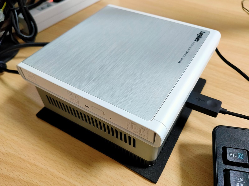 MINISFORUM DeskMini UM350 ミニPC