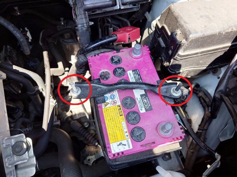 【DIY】車のバッテリー交換をメモリーキーパーで設定消さずに自分でやってみた
