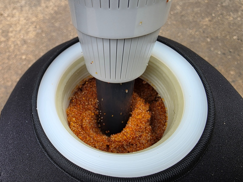 5Lタイプの純水器　イオン交換樹脂入ってる