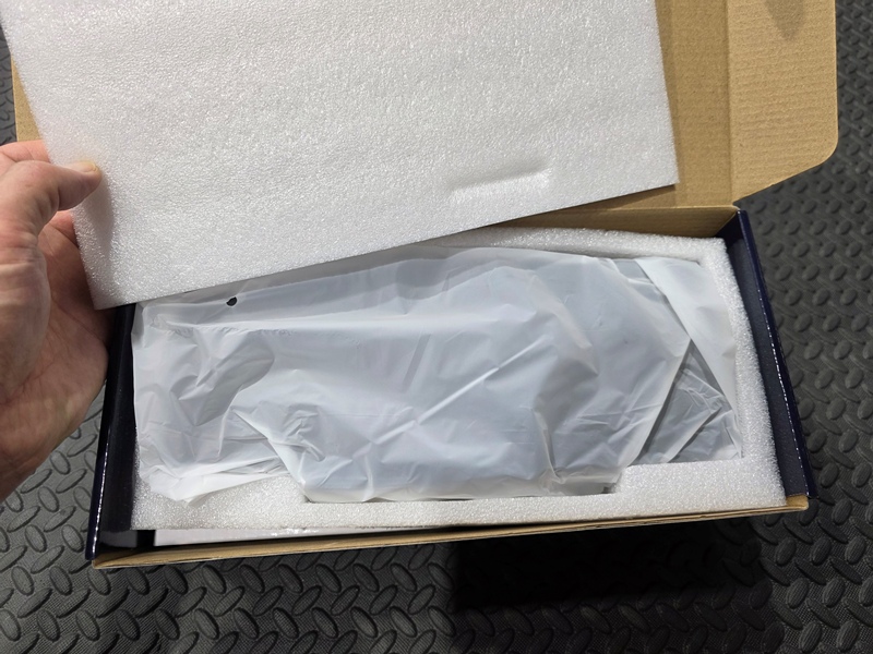 11.5インチ ディスプレイオーディオ(ドラレコ付き) 開封