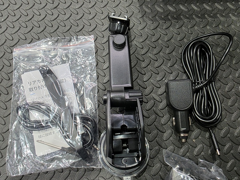 11.5インチ ディスプレイオーディオ(ドラレコ付き) 内容物