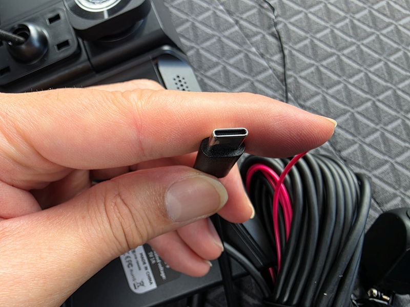 11.5インチ ディスプレイオーディオ(ドラレコ付き) 電源