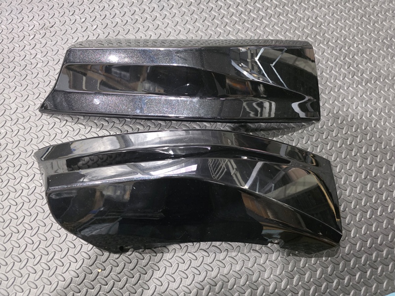 アウトランダーPHEV　フロントアンダーガーニッシュ