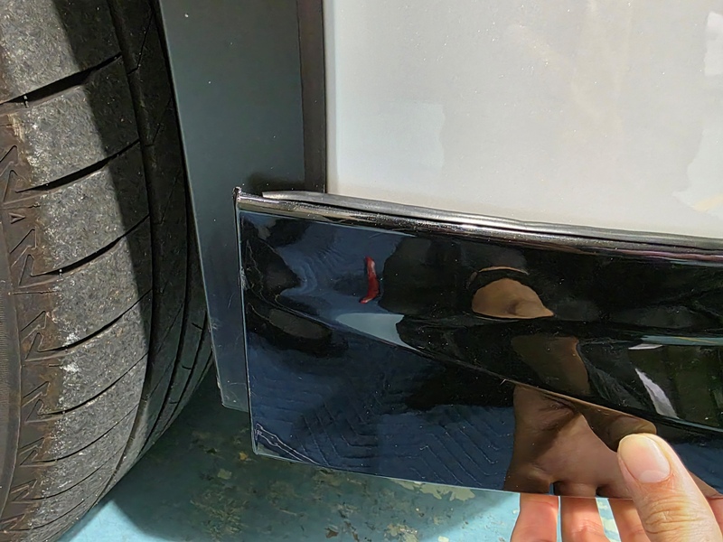 アウトランダーPHEV　フロントアンダーガーニッシュ 長すぎ