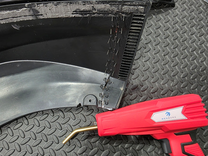 プラスチック溶接機で固定