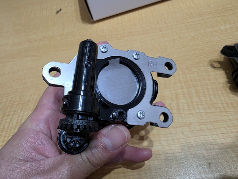 エフシーエル アウトランダー用 2色切替 フォグランプ レンズ裏面