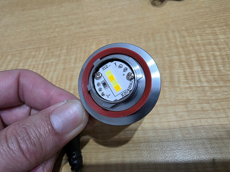 エフシーエル アウトランダー用 2色切替 フォグランプ バルブ