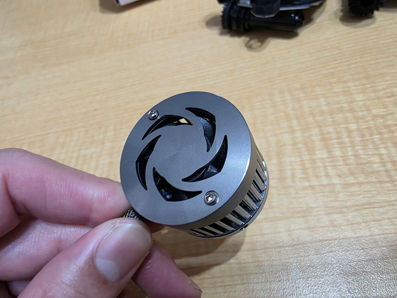 エフシーエル アウトランダー用 2色切替 フォグランプ バルブファン