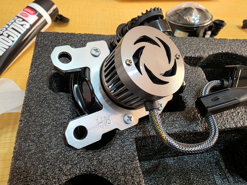 エフシーエル アウトランダー用 2色切替 フォグランプ 防水処理