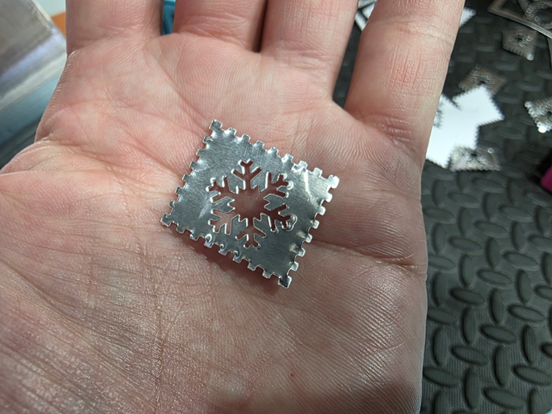 クラフトパンチ