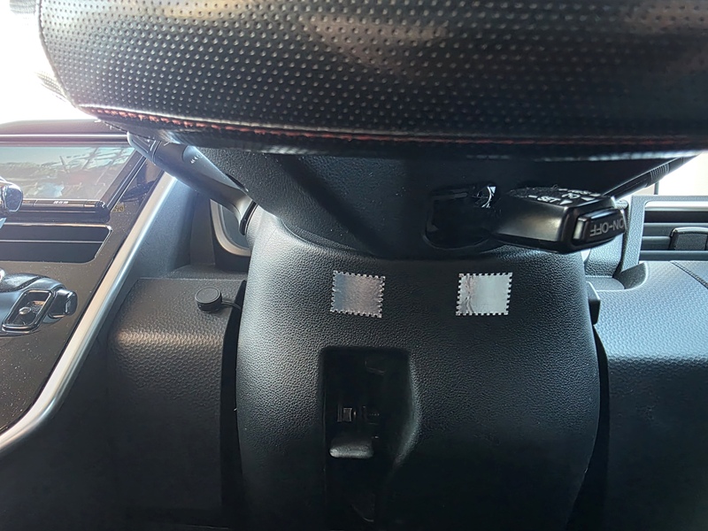 アルミテープ ボディー貼り付け